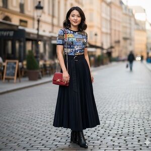 Elegant Navy Pleated Skirt